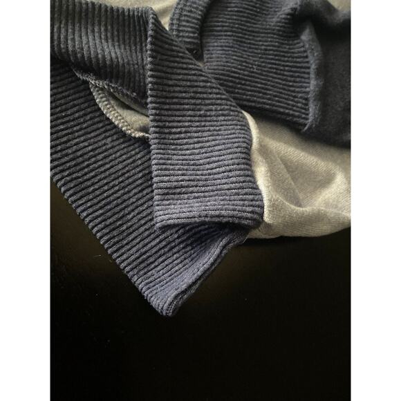 CUDDL DUDS Blue Two-Toned Jersey Knit Sweater w/Pocket sz L - Picture 6 of 10